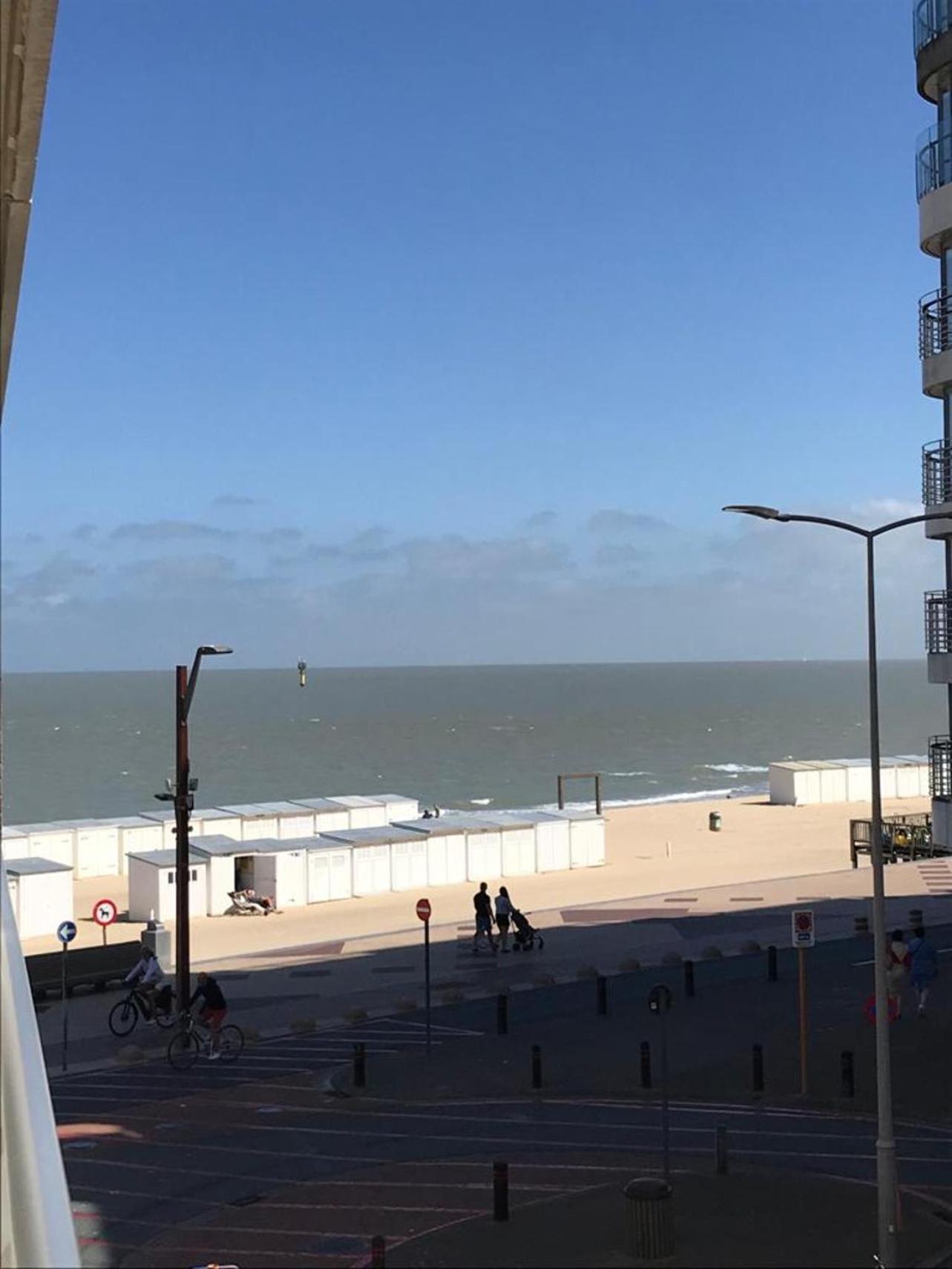 Urbanstay Suites - Beachfront Apartment In Knokke Knokke-Heist Exterior foto